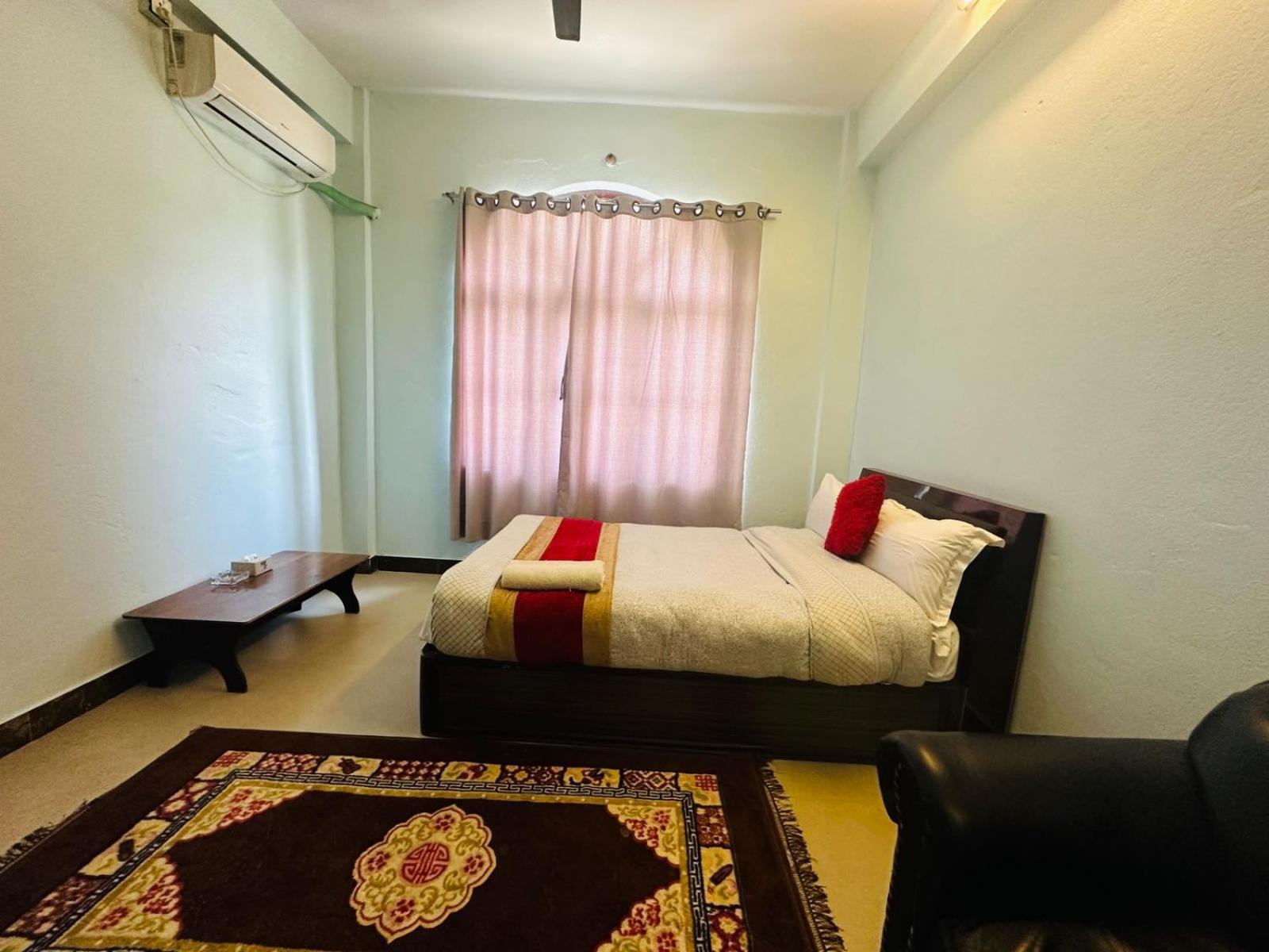 Hotel Delta Inn Kathmandu Exterior photo